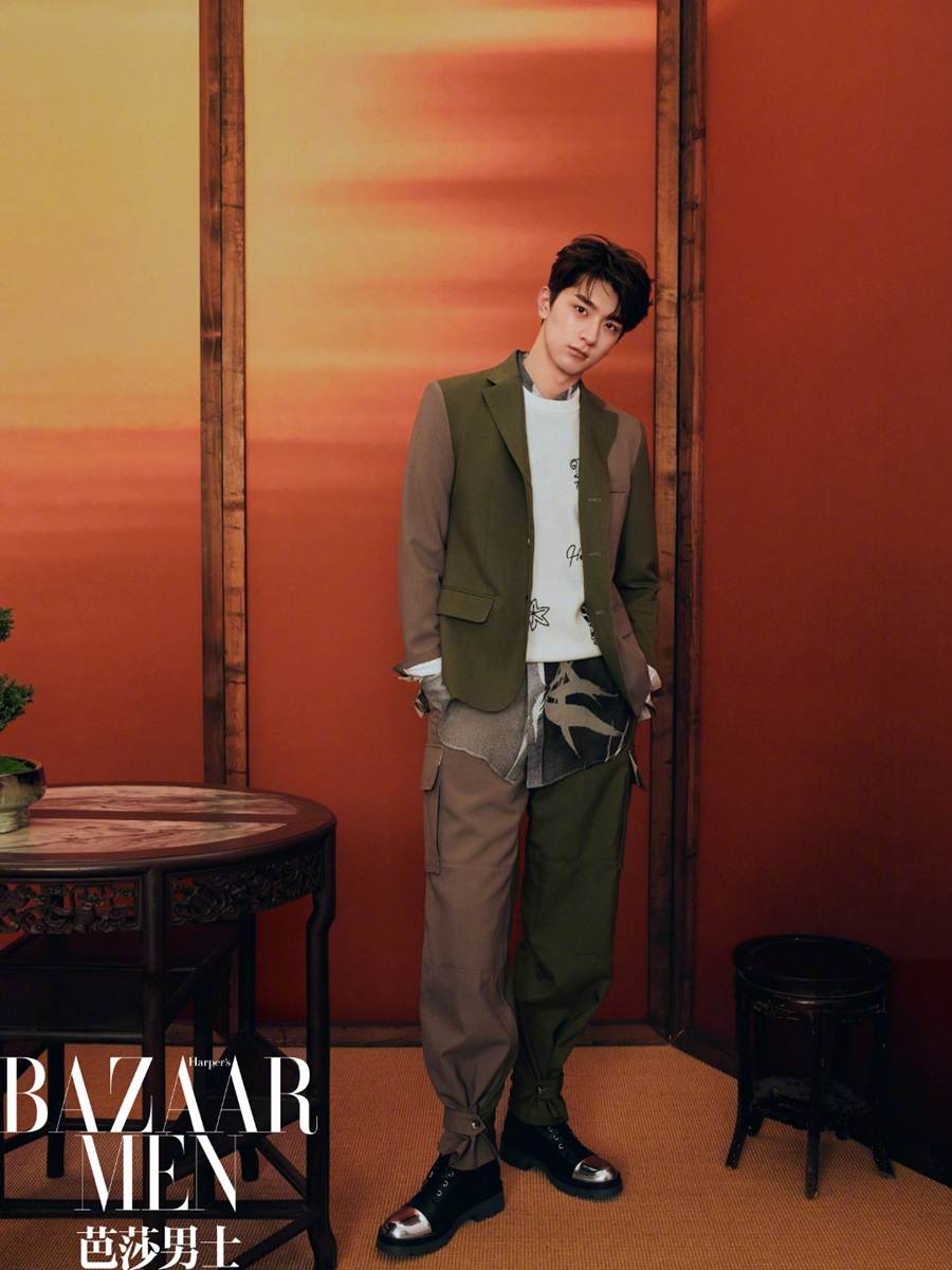 LinYi @ Harper&rsquo;s Bazaar Men China January 2022