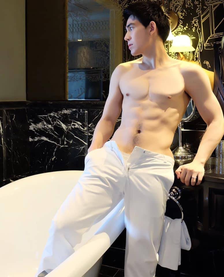 เป็นแค่เพื่อนพ้องแต่ท้องน้อยติดบั้นท้าย