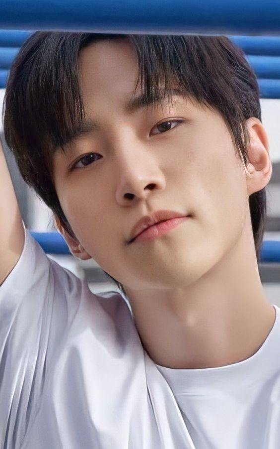 JUNHO 2pm หล่อ
