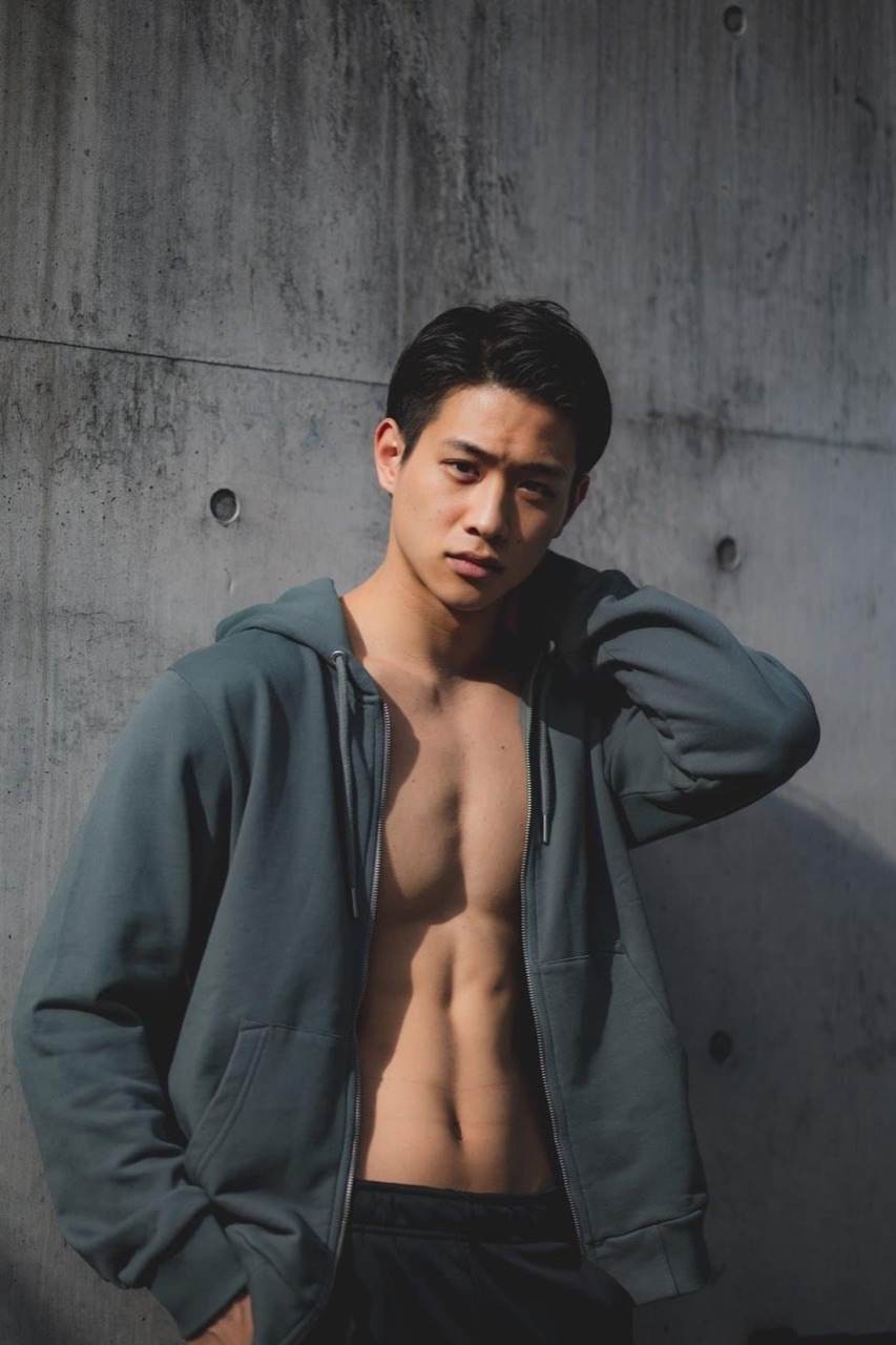 ถอดโชว์เรือนร่าง 2741