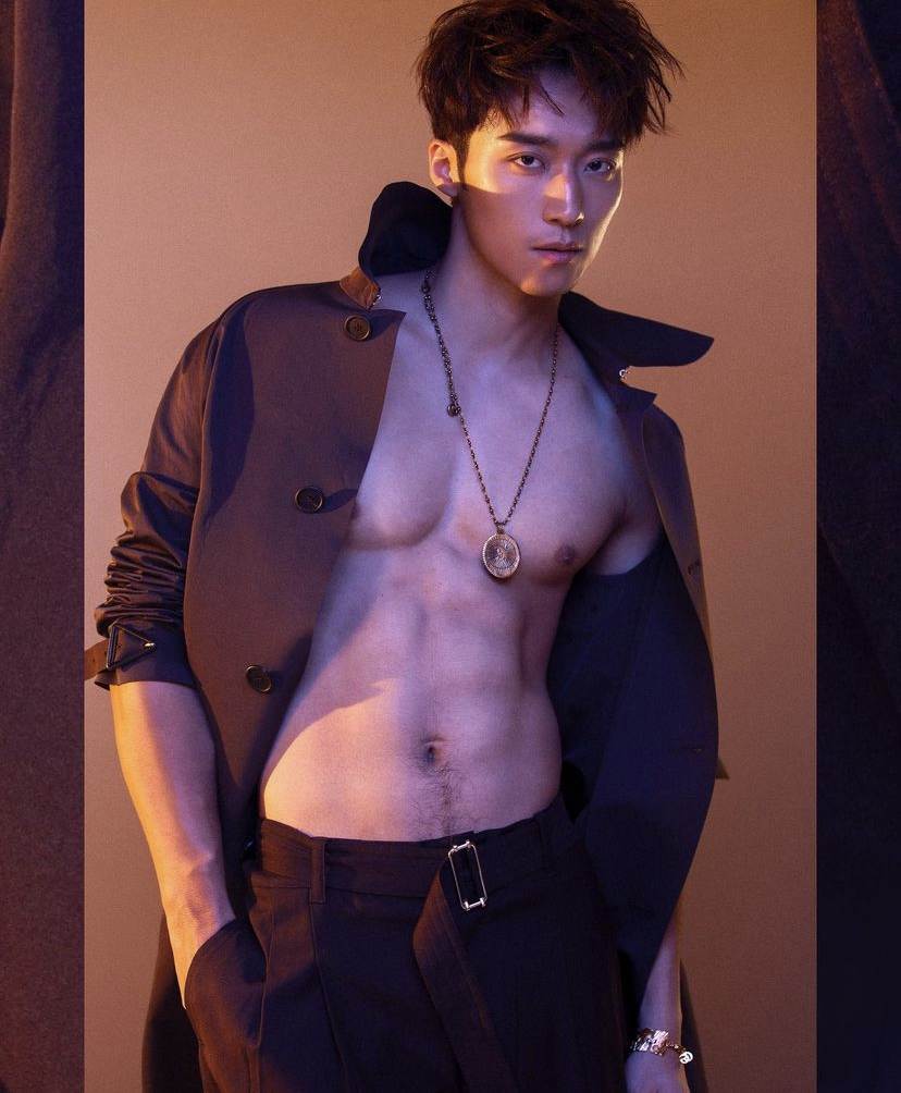 ถอดโชว์เรือนร่าง 2743