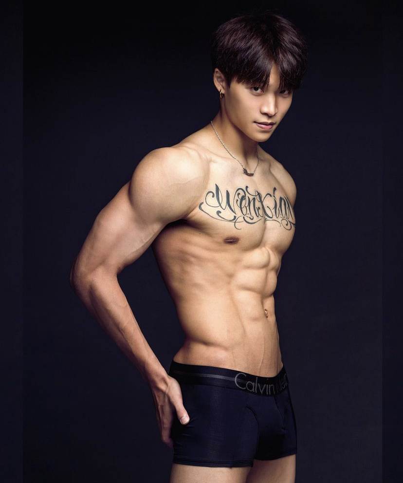 ถอดโชว์เรือนร่าง 2746