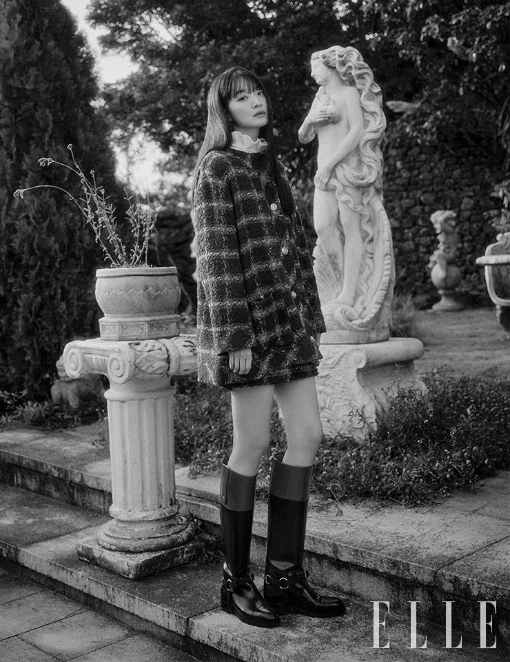 Shin Min Ah @ ELLE Korea January 2022