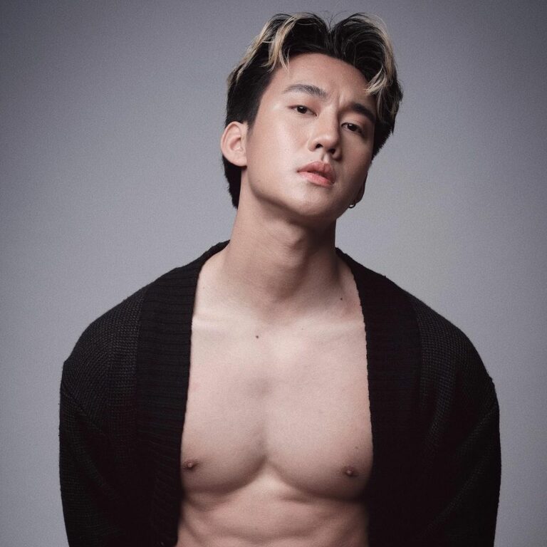 และแล้วไอ้โม่งใช้ปากก็เผยตัวจนได้