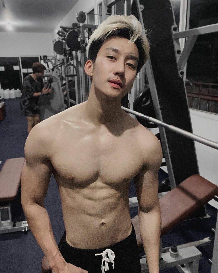 และแล้วไอ้โม่งใช้ปากก็เผยตัวจนได้