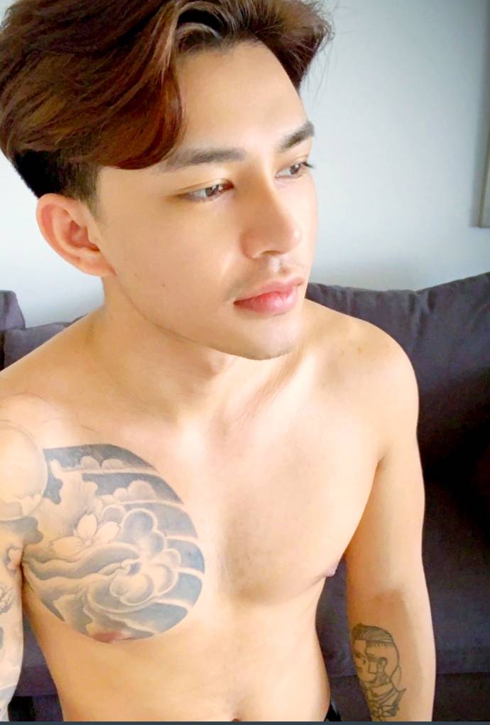 และแล้วไอ้โม่งใช้ปากก็เผยตัวจนได้