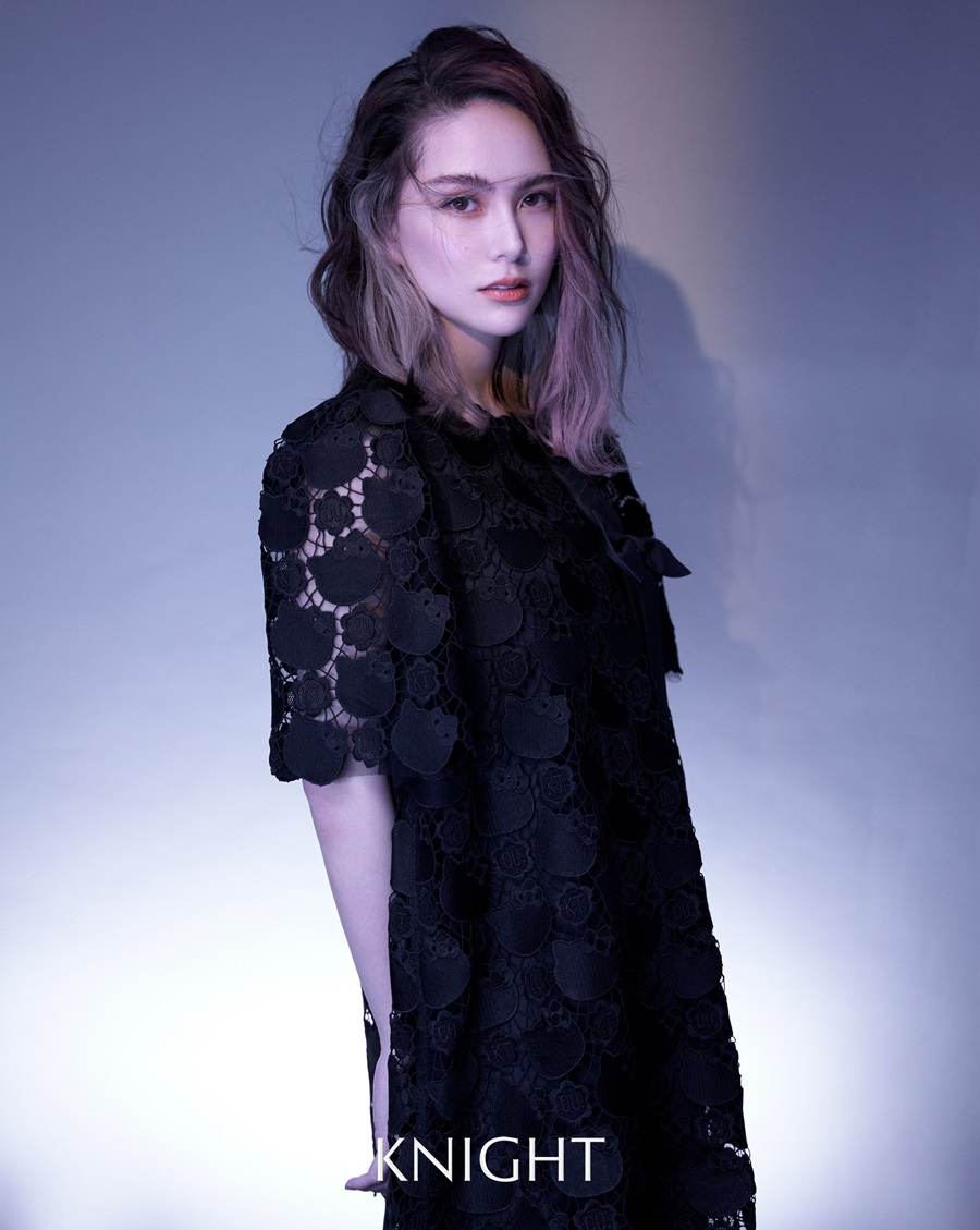 Hannah Quinlivan @ Knight Magazine China January 2022