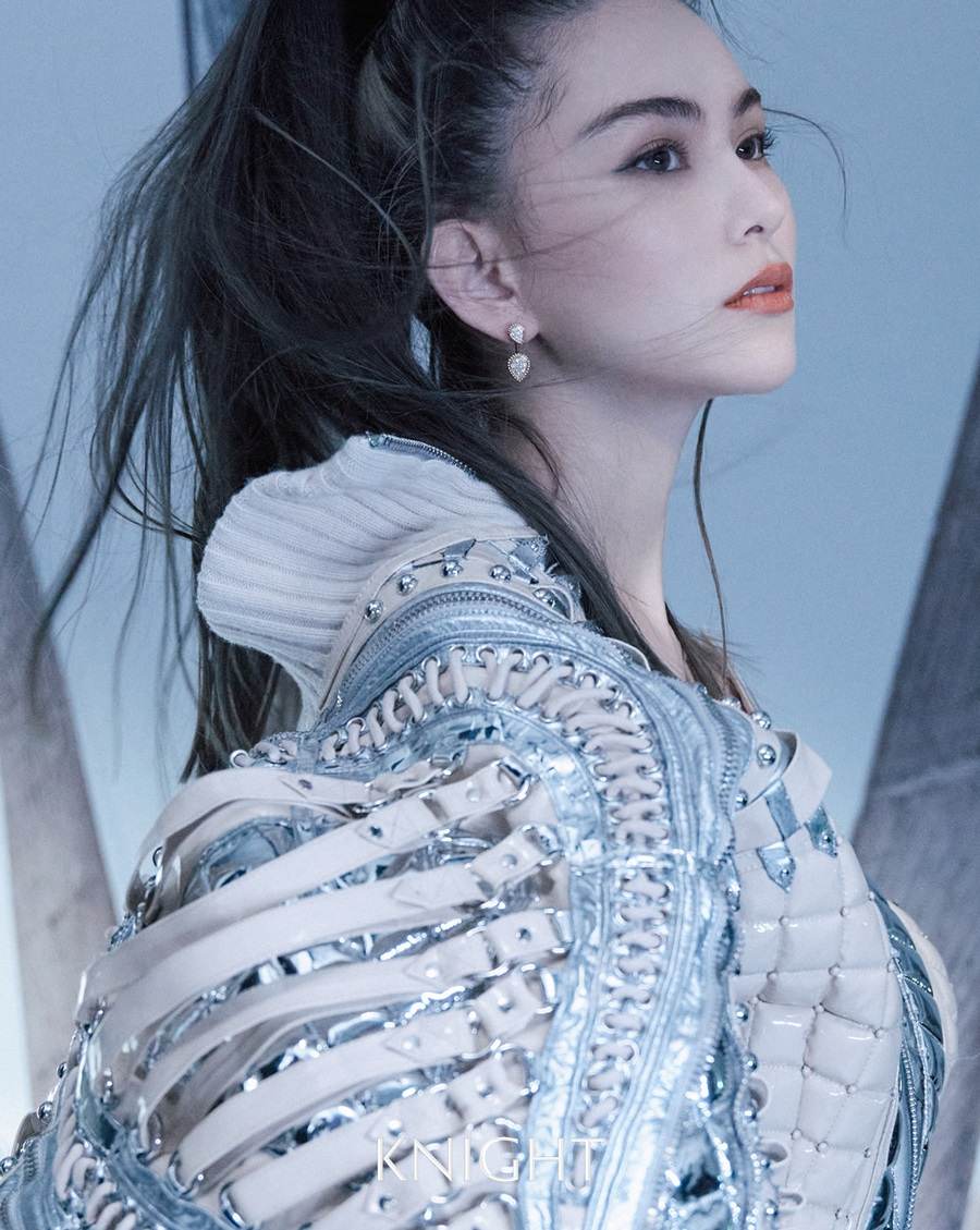 Hannah Quinlivan @ Knight Magazine China January 2022