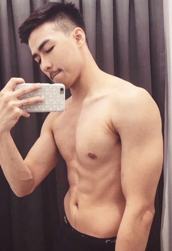 เปลือยเปลี่ยว...เจสัน เมธาสิทธิ์