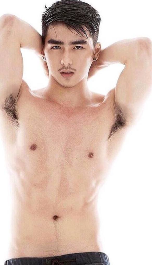 เปลือยเปลี่ยว...เจสัน เมธาสิทธิ์