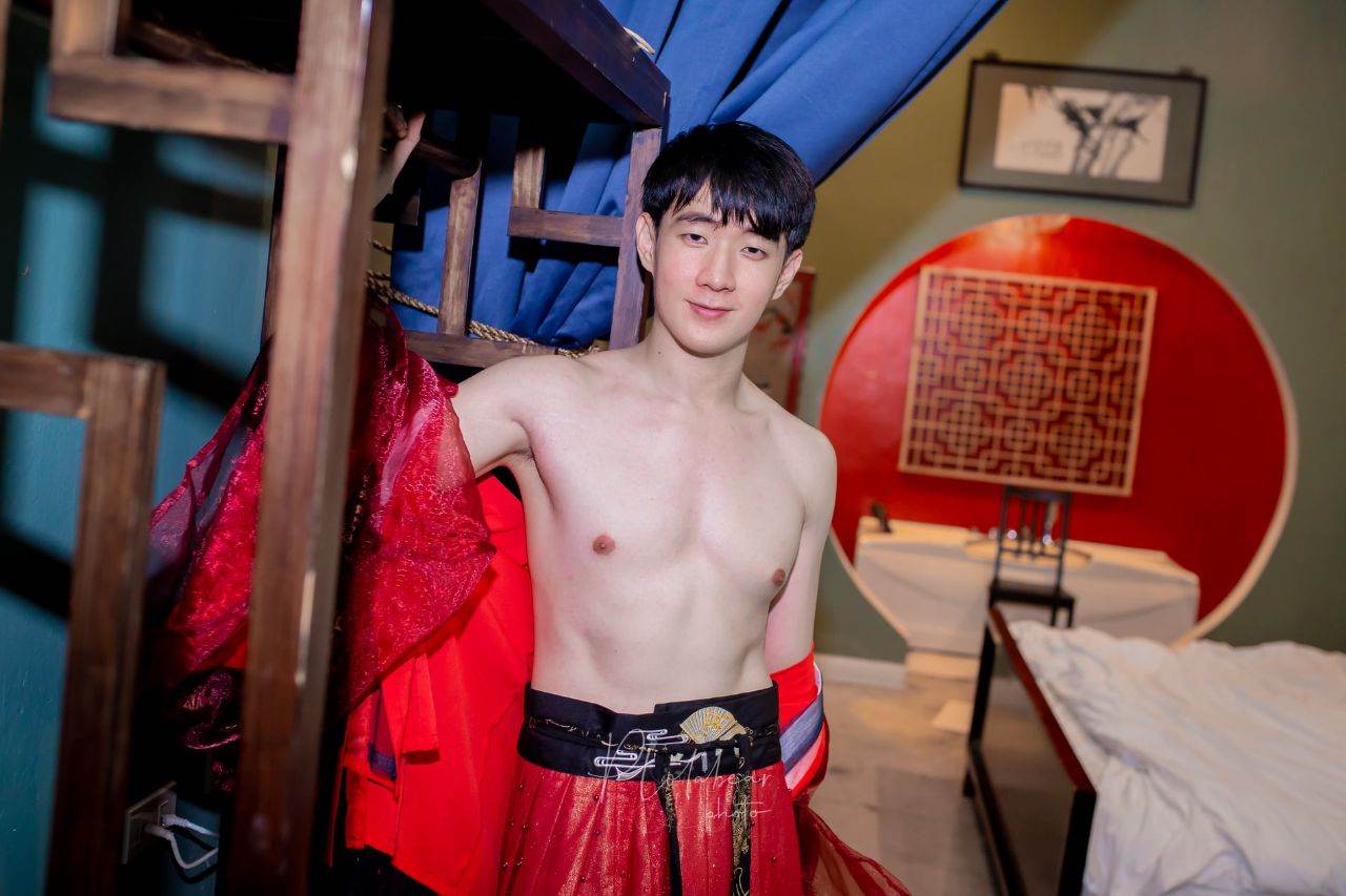 น้องฟีฟ่า น่ารัก สดใส อมชมพู ต้อนรับตรุษจีน