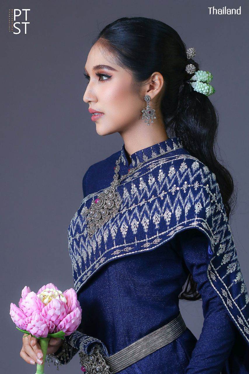 Thai Siwalai Dress, Thai National Costume with Indigo-dyed Mudmee(Ikat) | THAILAND 🇹🇭