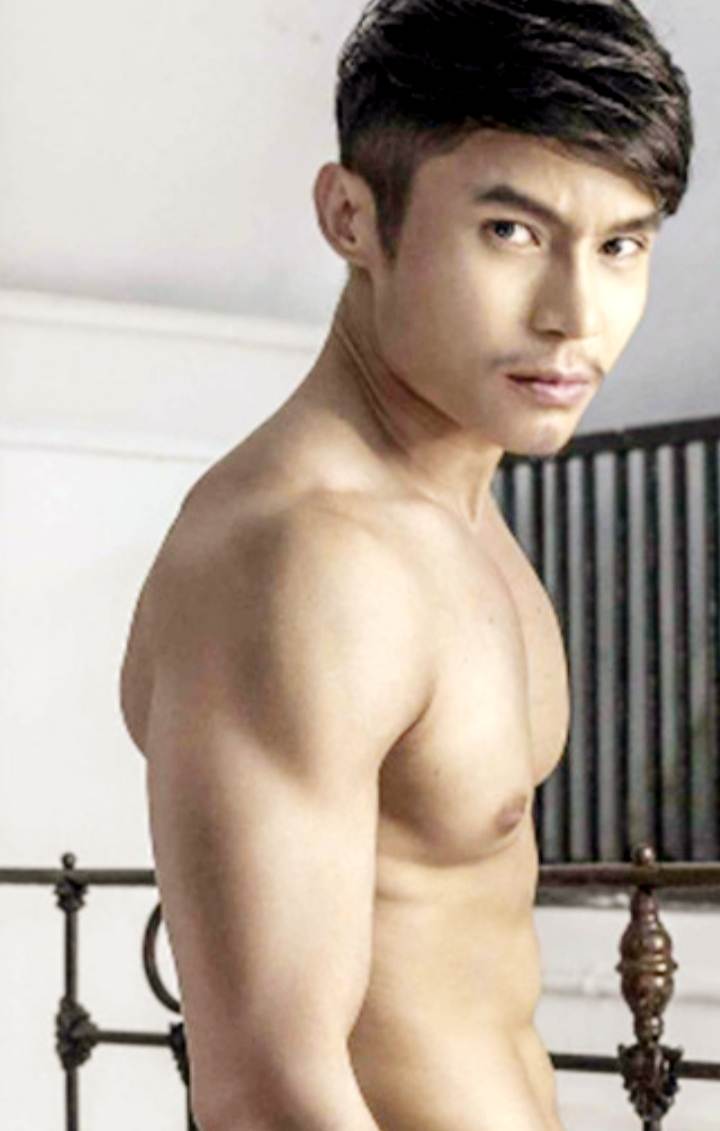 สวัสดีตีห้า เพิ่งผ่านการเล่นท่าไปหนึ่งยก