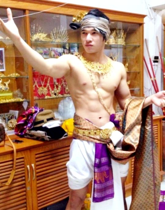 ตื่นแต่เช้าก็เพื่อรีบมาจ้ำอ้าวนี่แหละ
