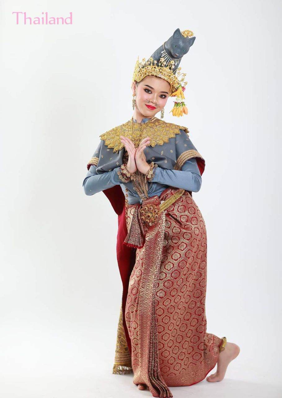 Ram Chui Chai Nang Wilar: Thai Dance | THAILAND 🇹🇭
