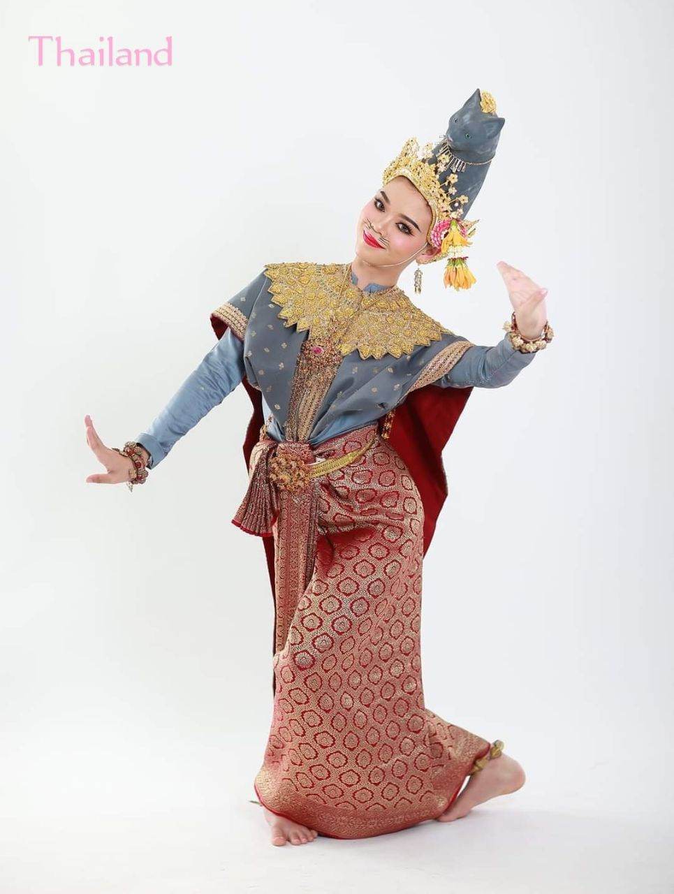 Ram Chui Chai Nang Wilar: Thai Dance | THAILAND 🇹🇭
