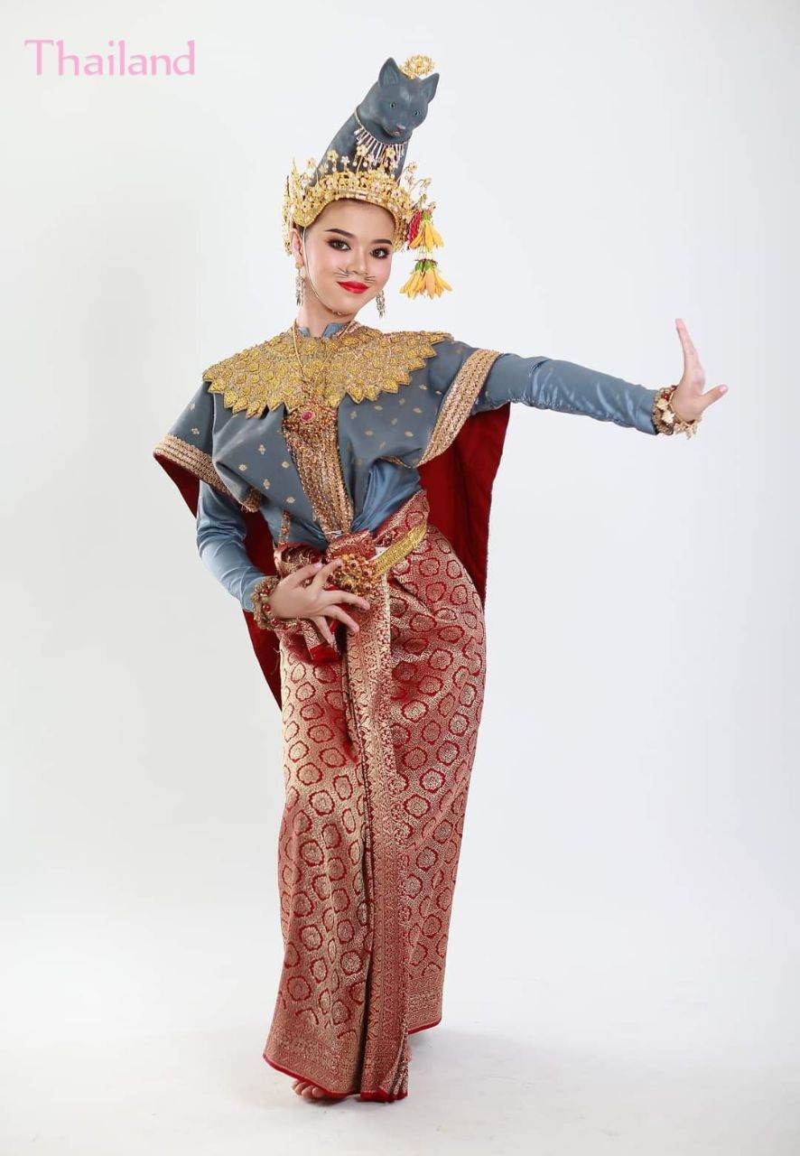 Ram Chui Chai Nang Wilar: Thai Dance | THAILAND 🇹🇭