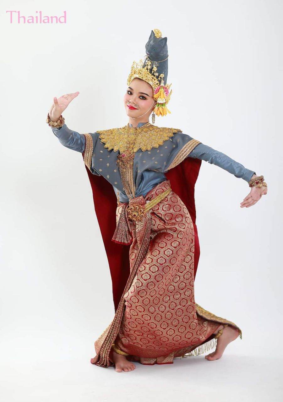Ram Chui Chai Nang Wilar: Thai Dance | THAILAND 🇹🇭