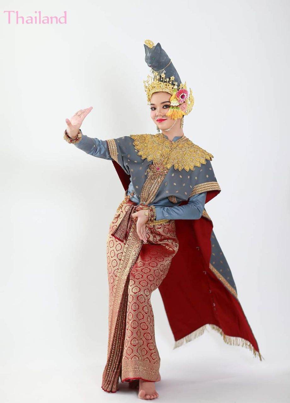 Ram Chui Chai Nang Wilar: Thai Dance | THAILAND 🇹🇭