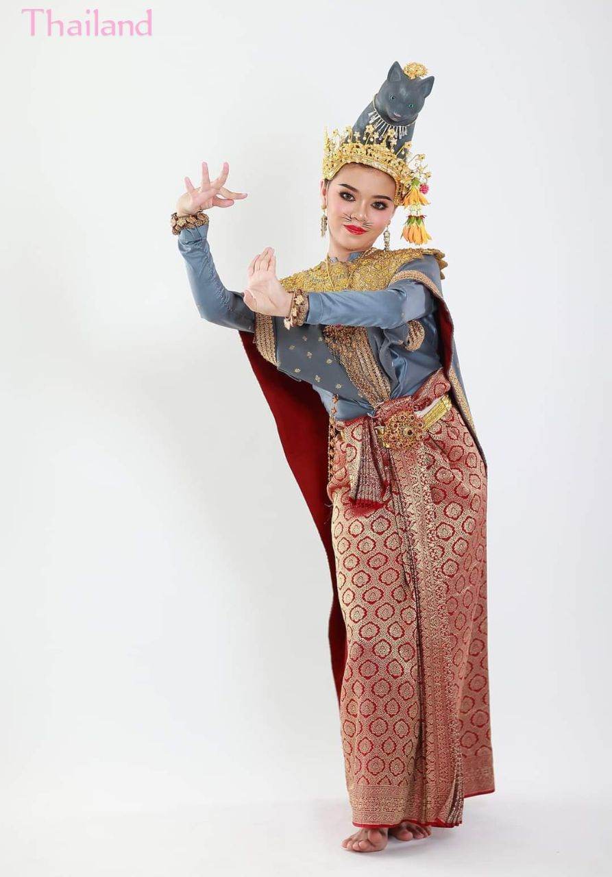 Ram Chui Chai Nang Wilar: Thai Dance | THAILAND 🇹🇭