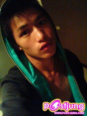 หน้าคม ๆ แต่ก็น่าร๊ากก!
