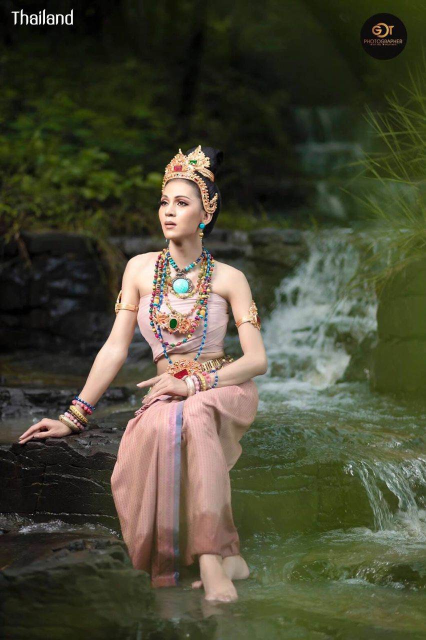 The Dvaravati Era, Costume and Traditional Dance | THAILAND 🇹🇭