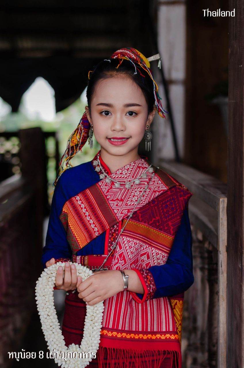 THAI ISAN DRESS, ชุดพื้นเมืองอีสาน | THAILAND 🇹🇭