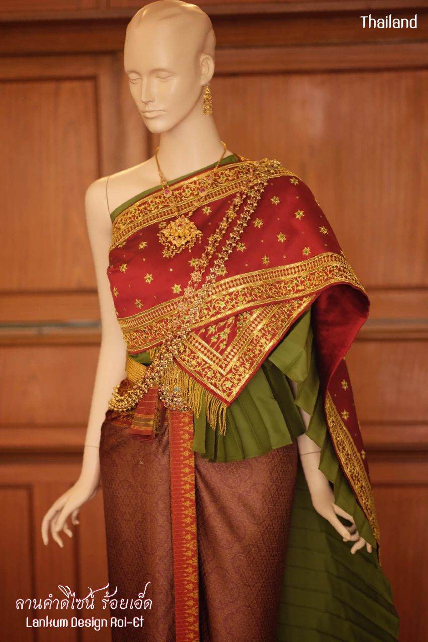 "Pha Saphak" Thai Embroidery Golden Shawl | THAILAND 🇹🇭