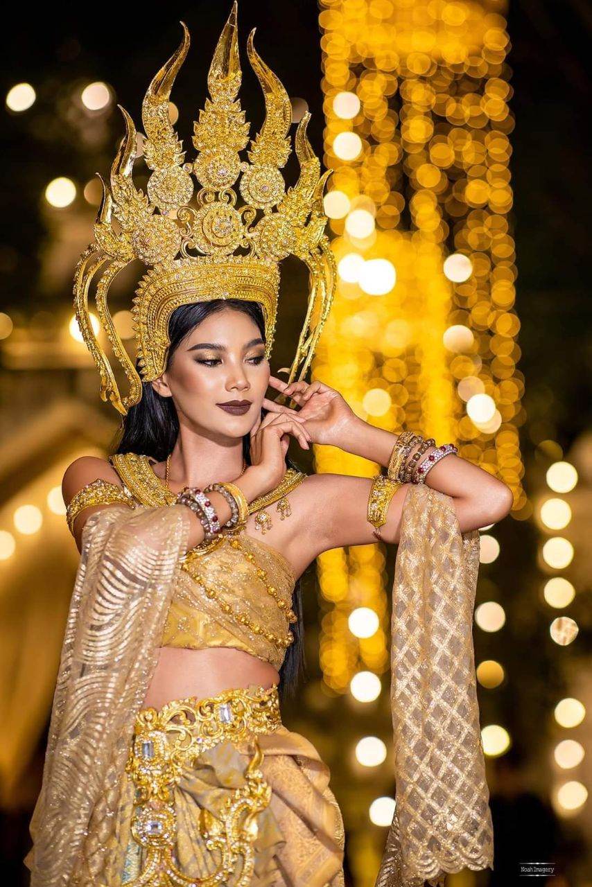 Thailand Apsara or Thai Apsorn.อัปสรา แห่ง ละโว้ปุระ
