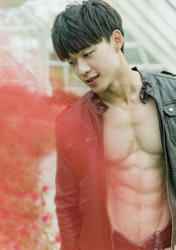 รุ่มร้อน