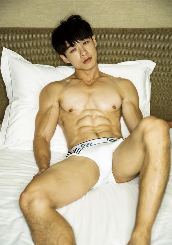 รุ่มร้อน