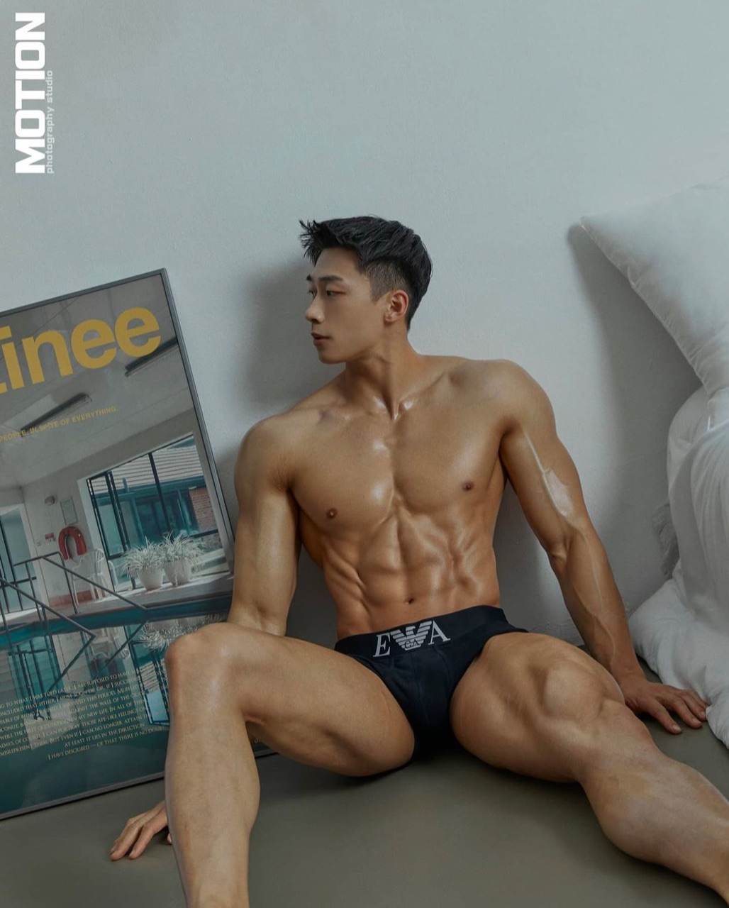 LINE OpenChat : Underwear For Men