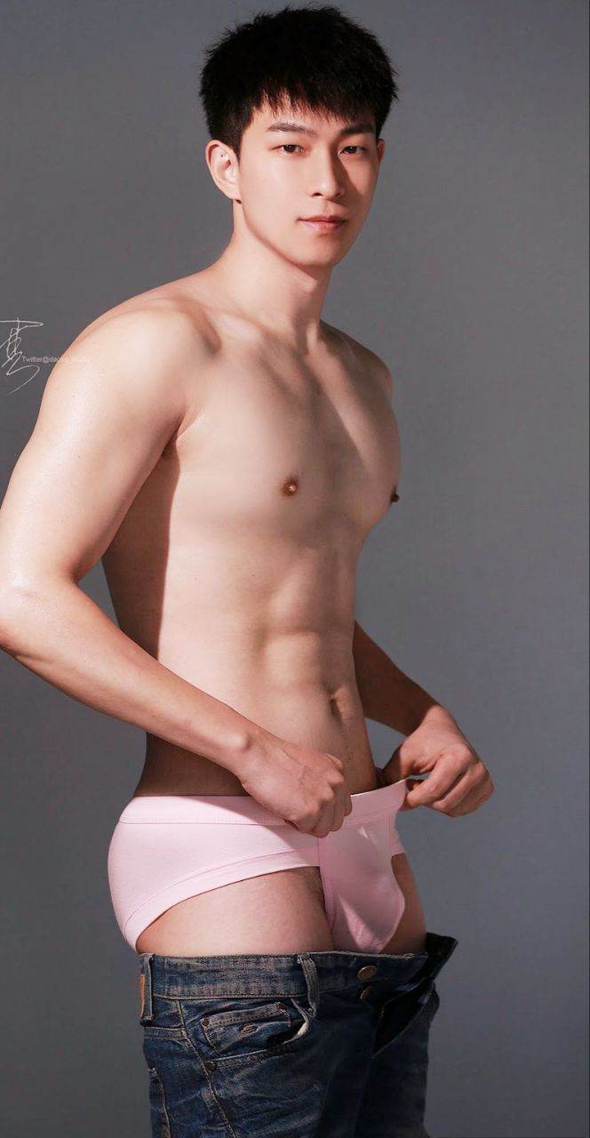 Born SEXSTAR.