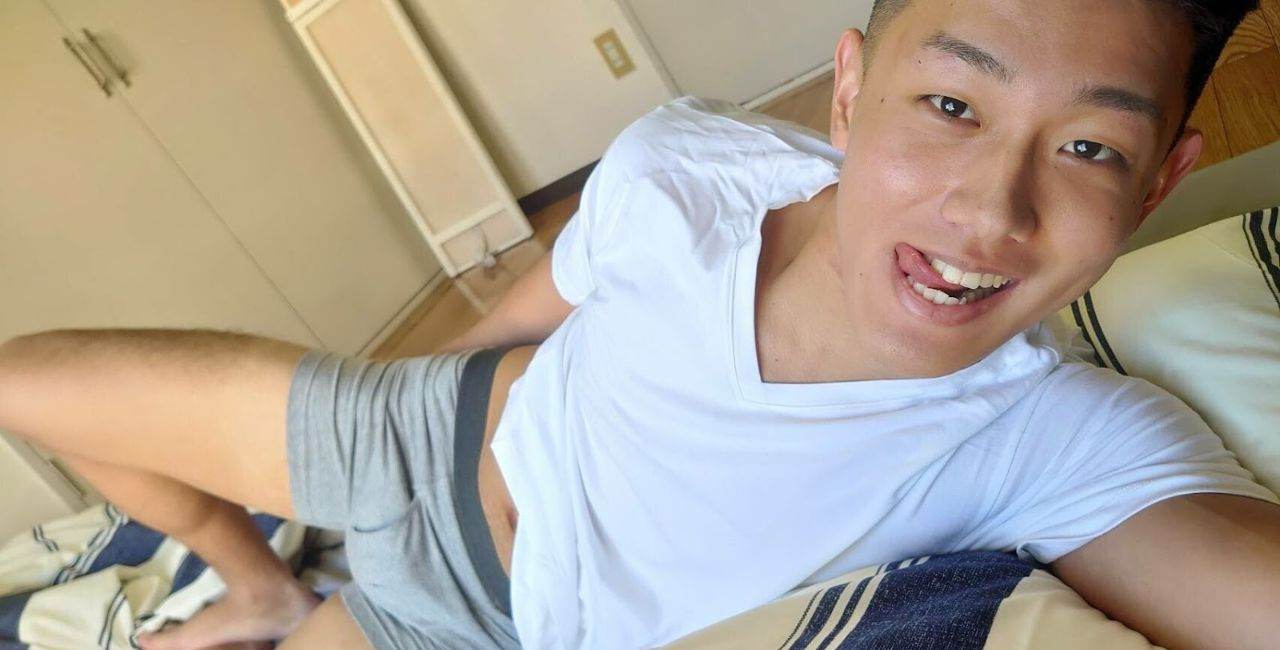 หนุ่มหล่อเล่นหนัง