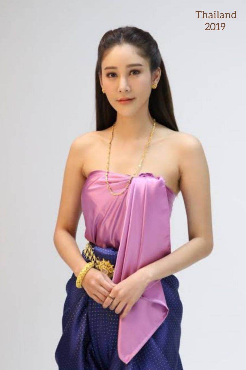 The Angel in Thai Dress | THAILAND 🇹🇭