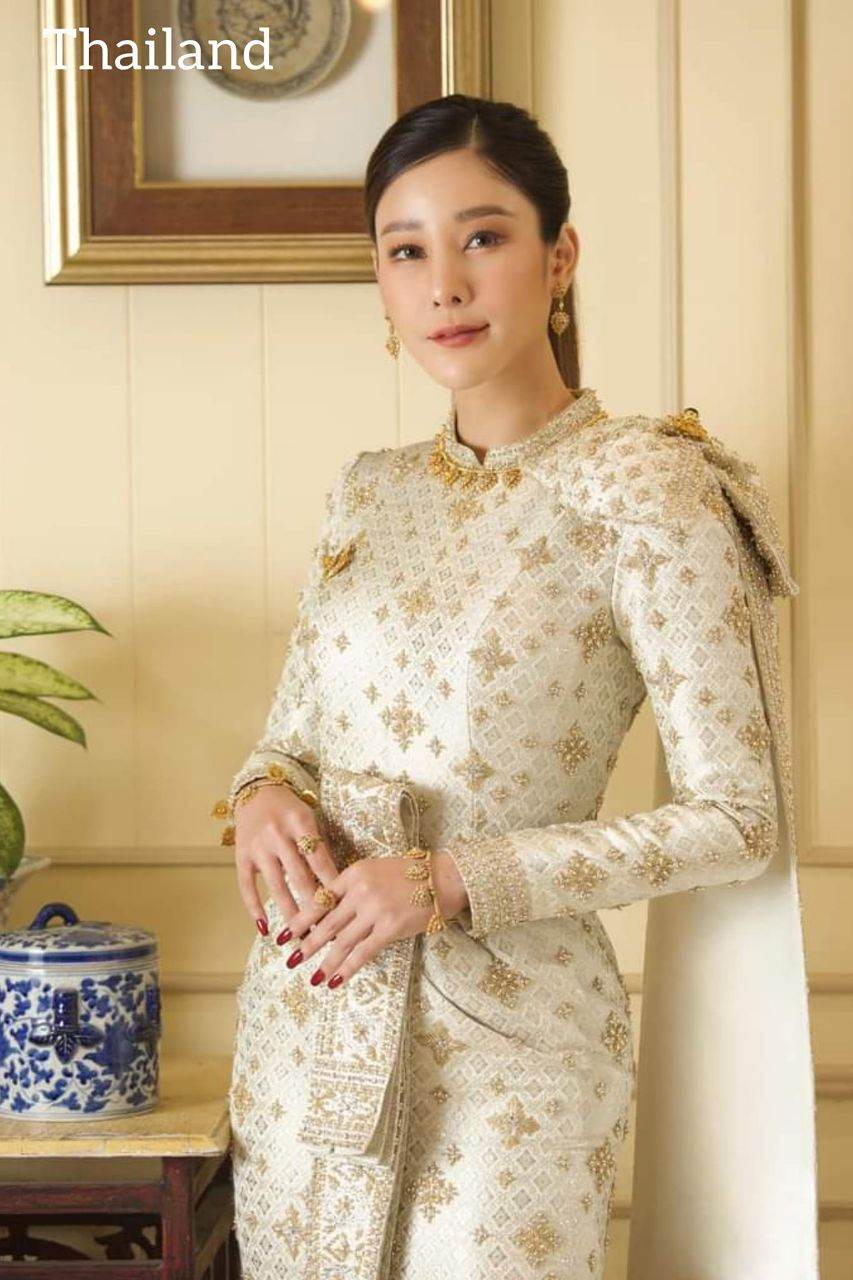 The Angel in Thai Dress | THAILAND 🇹🇭