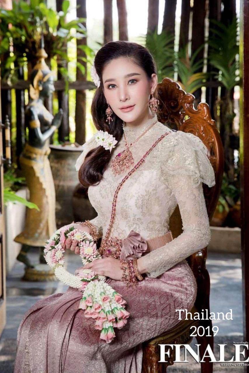 The Angel in Thai Dress | THAILAND 🇹🇭