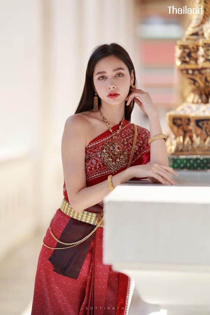 Radiant Lady in Thai National Costume | THAILAND 🇹🇭