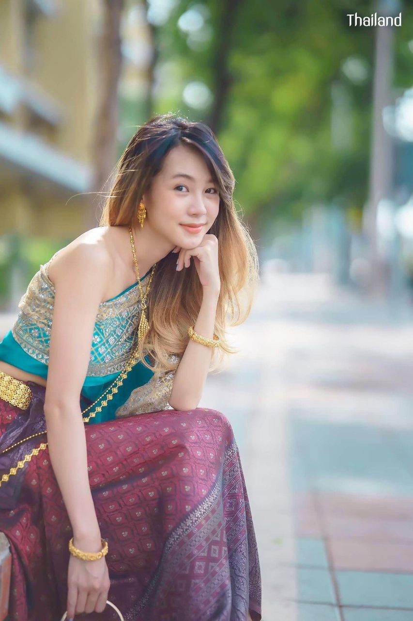 Radiant Lady in Thai National Costume | THAILAND 🇹🇭