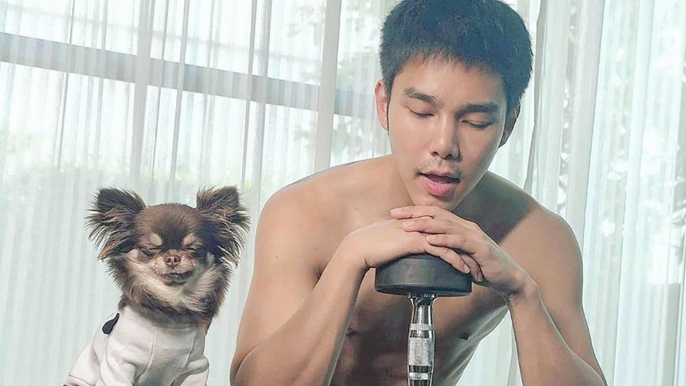 ผัวขาพาเสียว