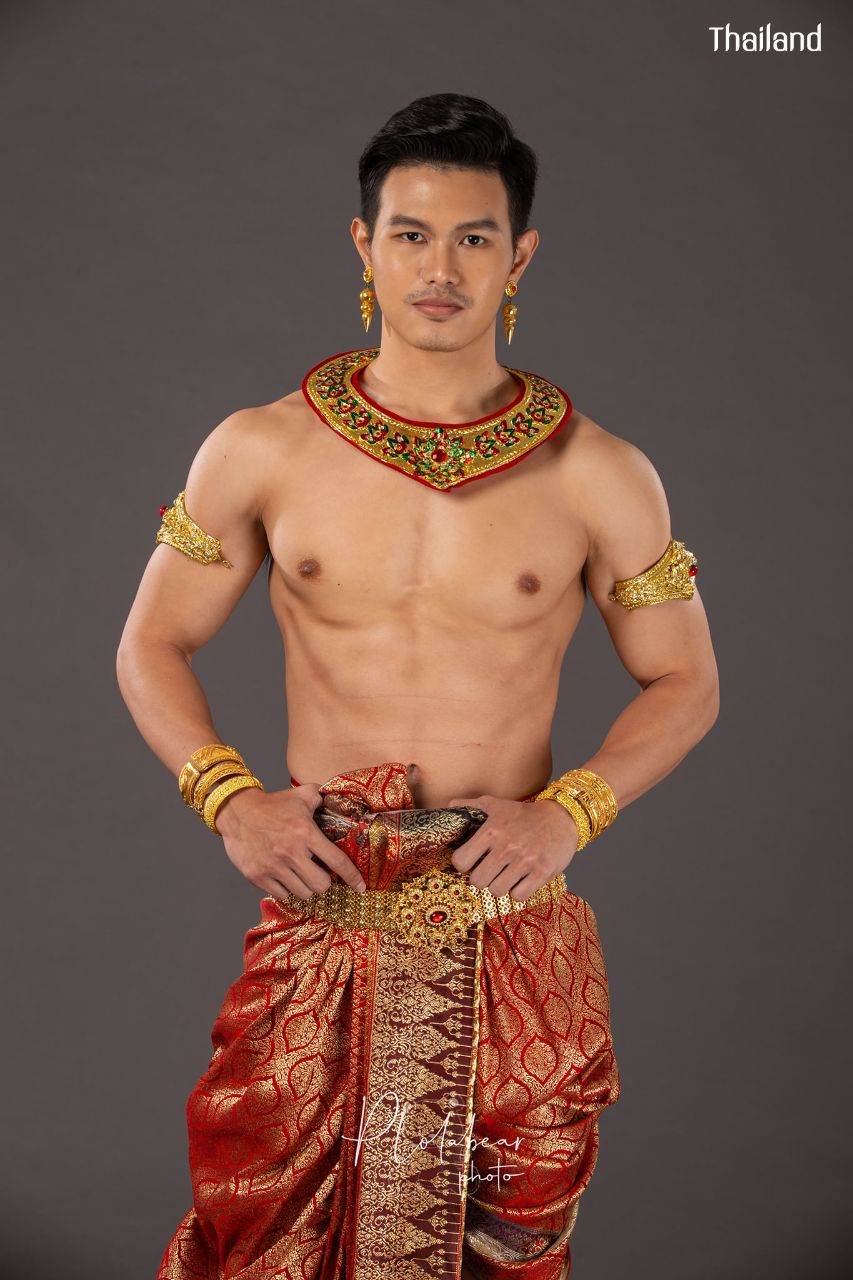 THAI GUY IN TRADITIONAL OUTFIT, and LOY KRATHONG FESTIVAL | THAILAND 🇹🇭