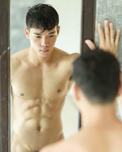 ถอดโชว์เรือนร่าง 2749