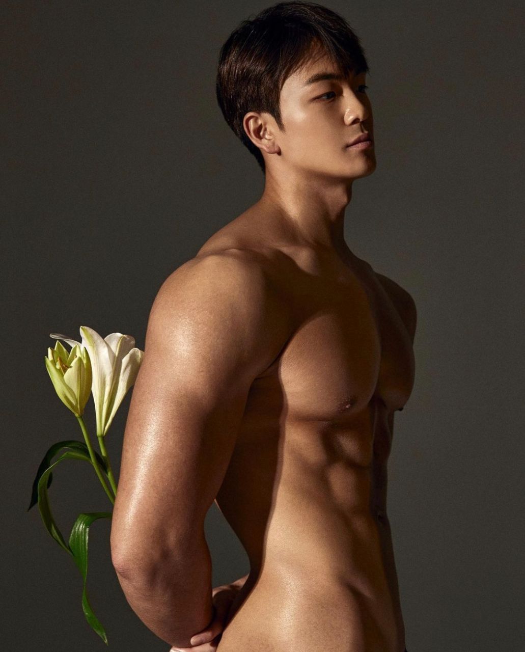 ถอดโชว์เรือนร่าง 2749