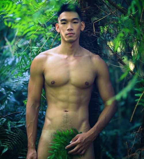ถอดโชว์เรือนร่าง 2750