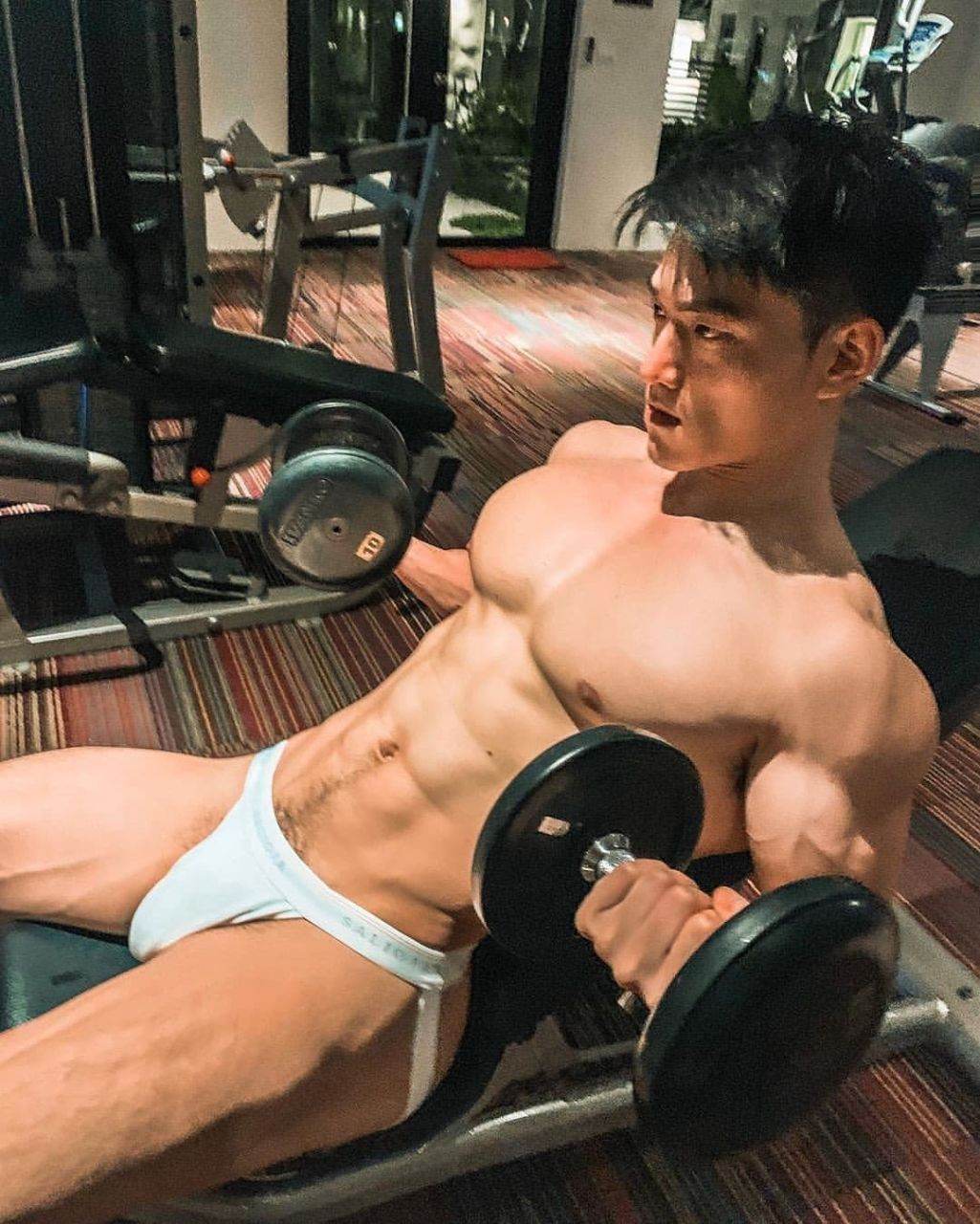 ถอดโชว์เรือนร่าง 2753