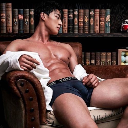 ถอดโชว์เรือนร่าง 2754