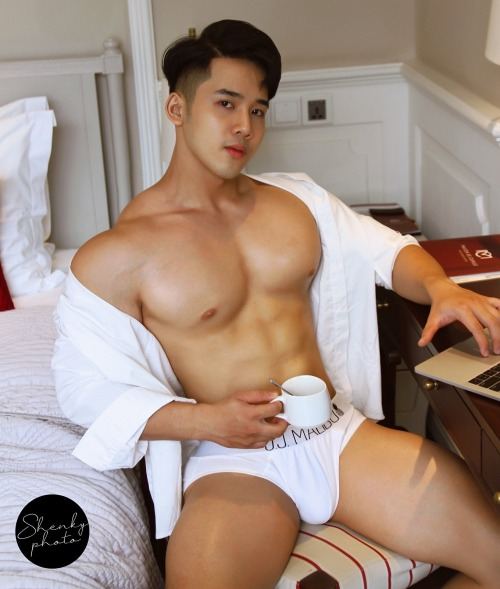 ถอดโชว์เรือนร่าง 2754