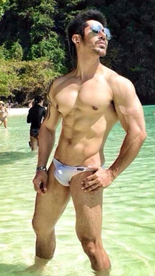 ถอดโชว์เรือนร่าง 2754