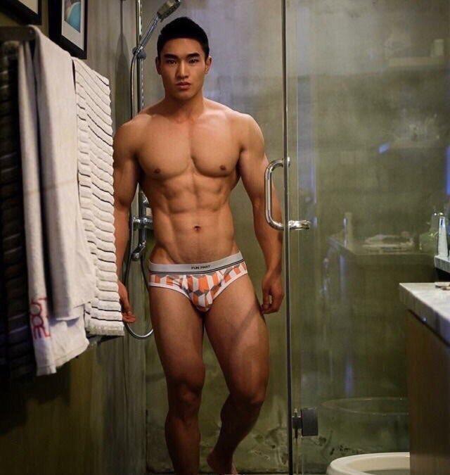 ถอดโชว์เรือนร่าง 2755