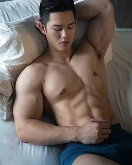 ถอดโชว์เรือนร่าง 2755